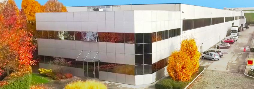 L'entrata principale della sede della Zoccarato Indutrial Coatings